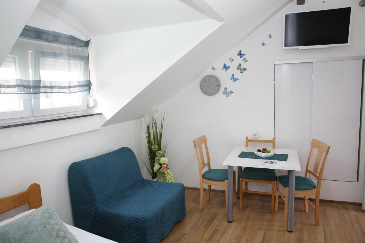 Apartments Stonehouse Водице Екстер'єр фото