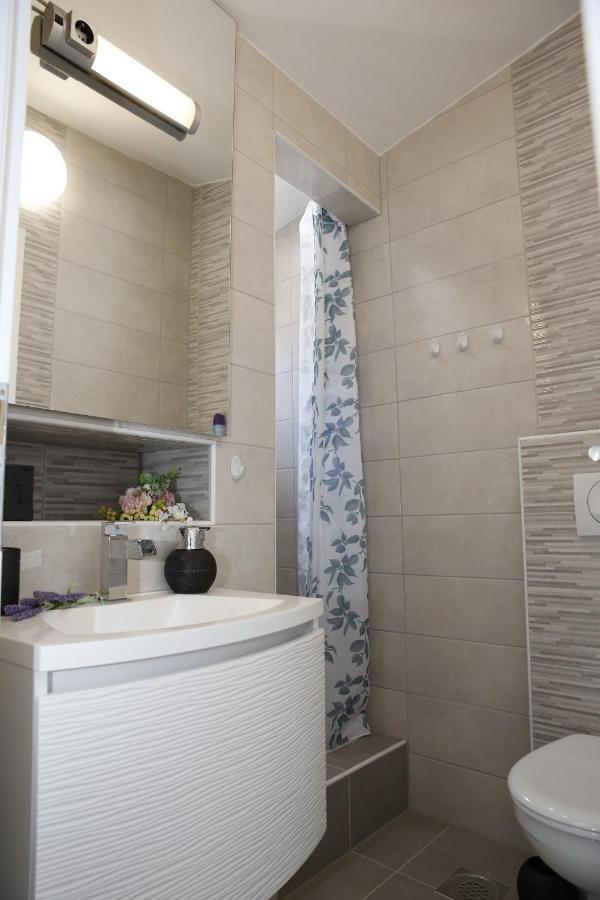 Apartments Stonehouse Водице Екстер'єр фото